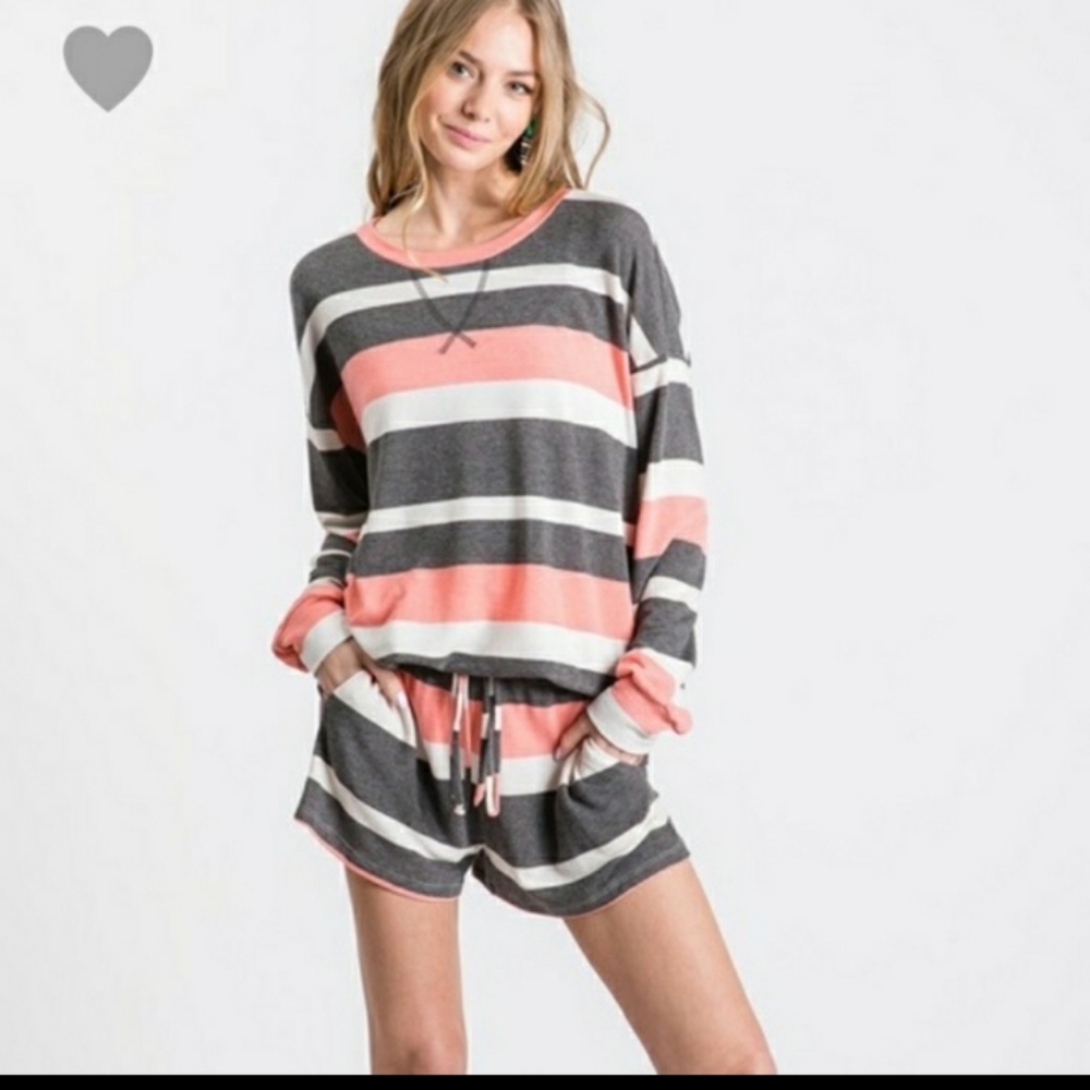 Striped 2-Piece Lounge Short Set - Picture 7 of 7